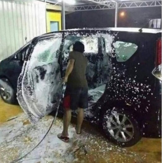 Мы не рекомендуем повторять эту процедуру)