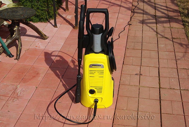 Вид спереди