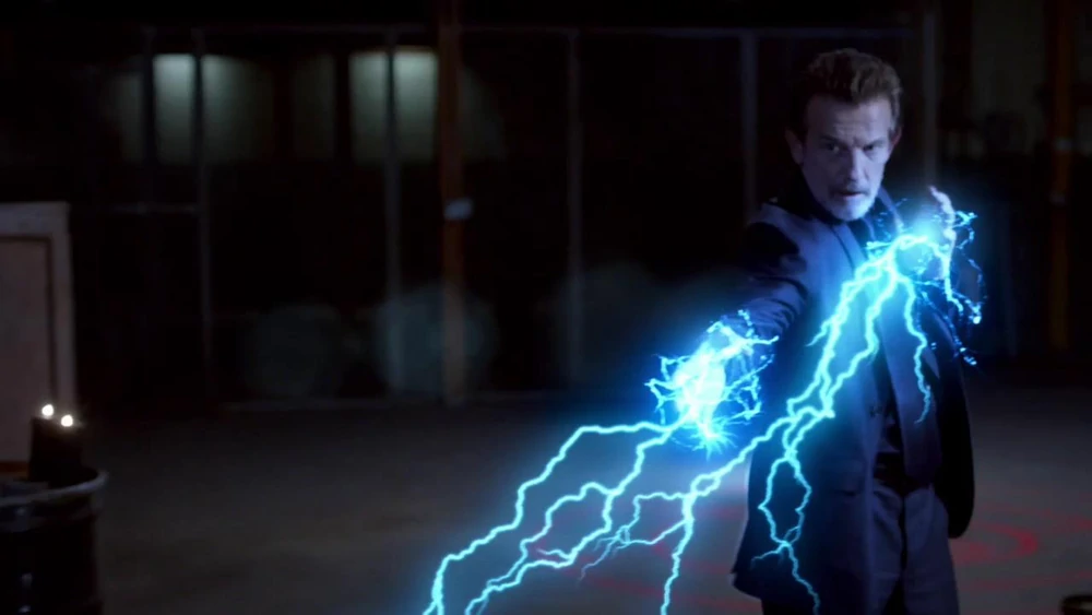 Зевс( 8 сезон 16 серия "Вспоминая Титанов")