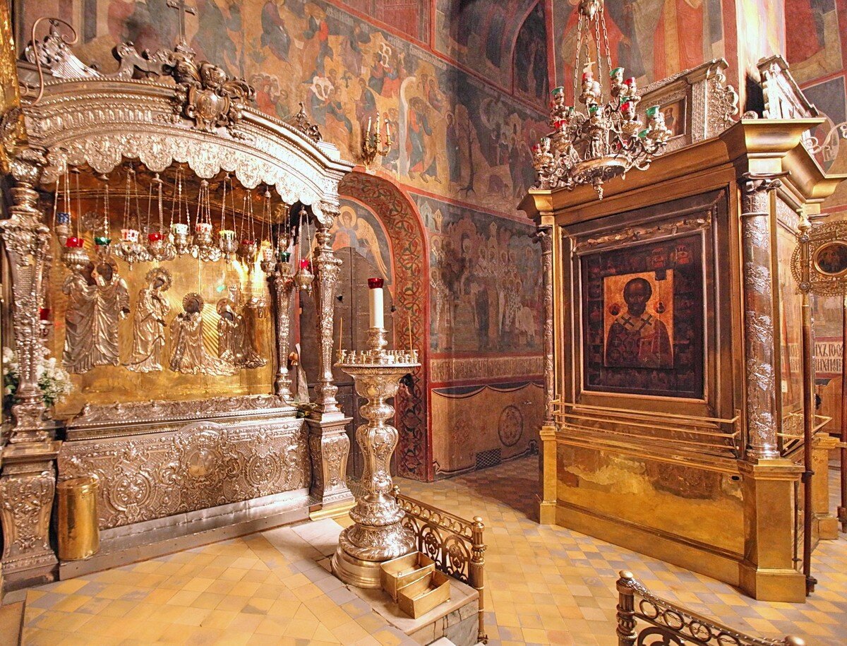Рака преподобного Сергия Радонежского.