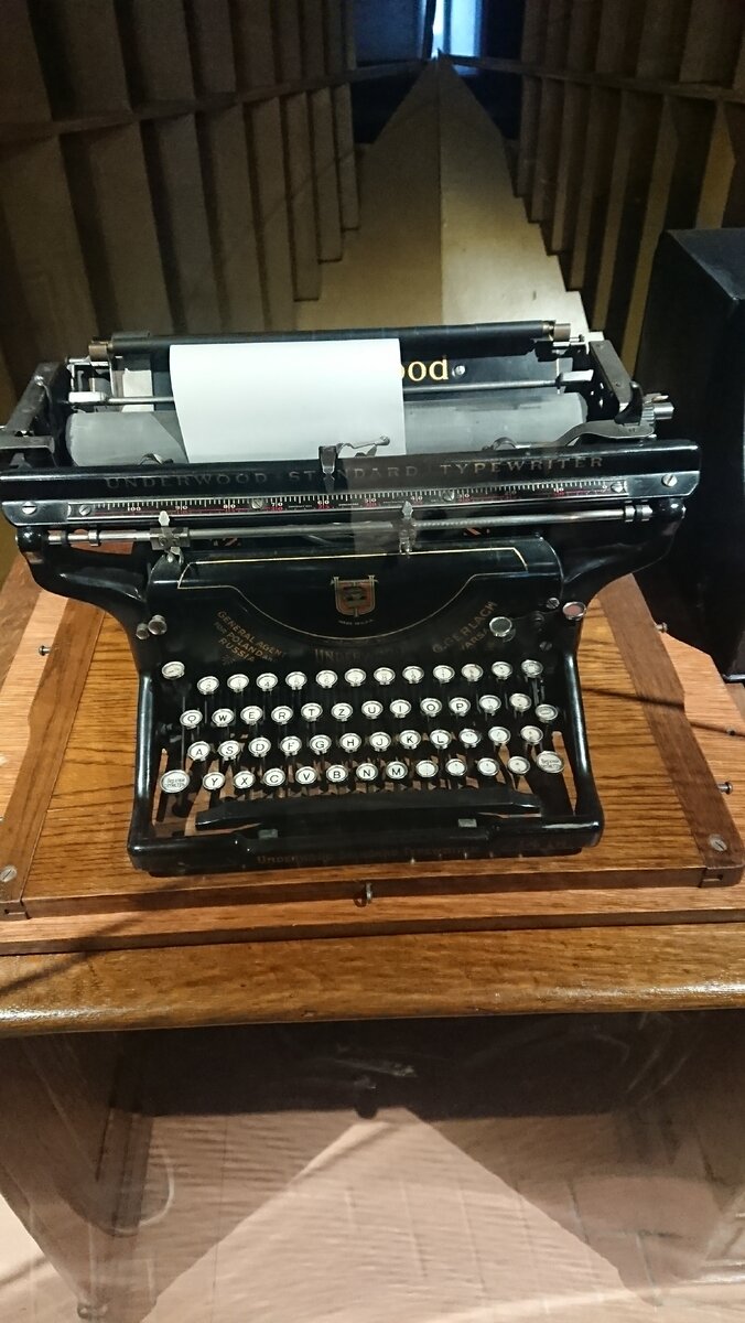 "Ундервуд", иностранная модель, фото из личного архива 