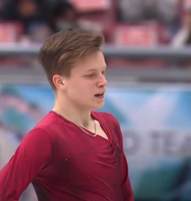 Евгений Семененко после произвольной программы в Осаке - довольный собой