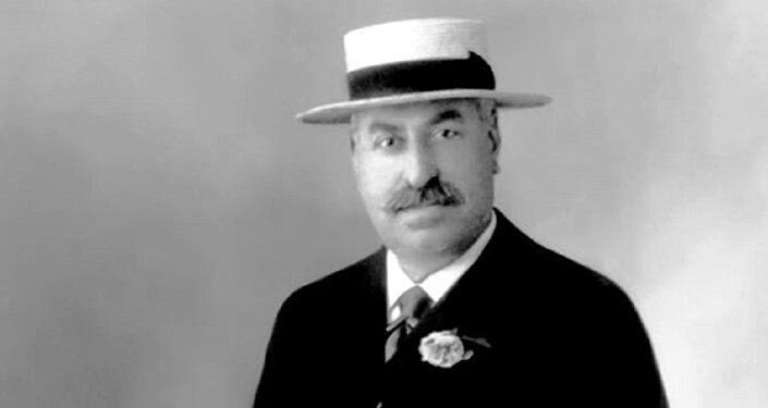 Александр Манташев