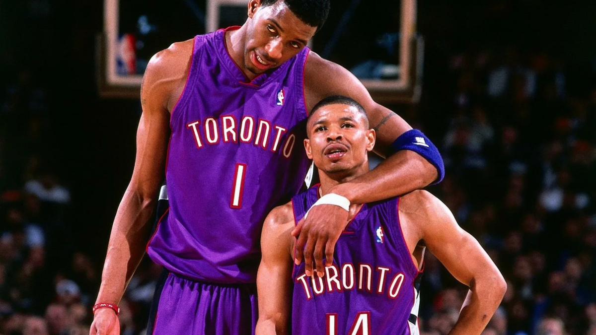 Тайрон "Магси" Богз. Фото взято с сайта: https://wallpapercave.com/muggsy-bogues-wallpapers