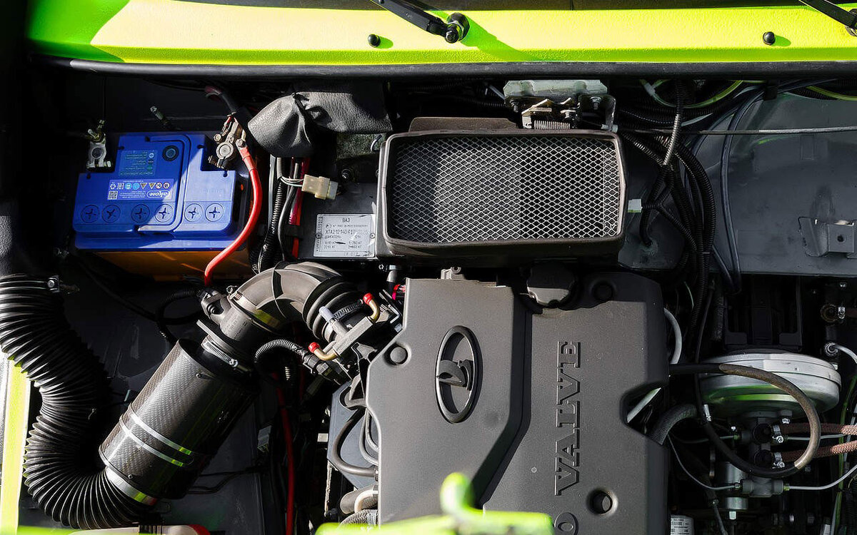 Компоновка подбиралась максимально компактно и ремонтопригодно 