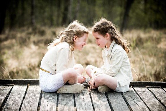 Двое детей в семье - это два разных характера