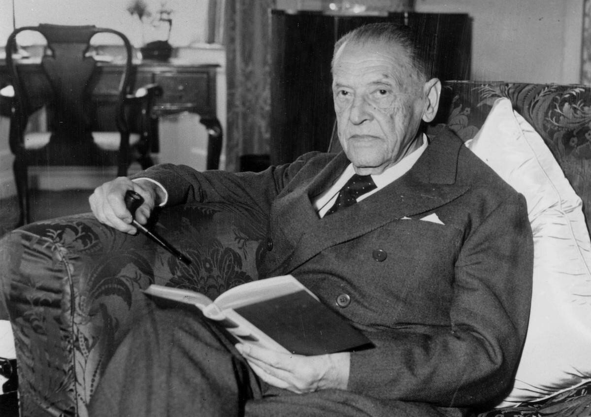 Уильям сомерсет моэм. Сомерсет Моэм Уильям Черчилль. William Somerset Maugham фото. Моэм «Шеппи».