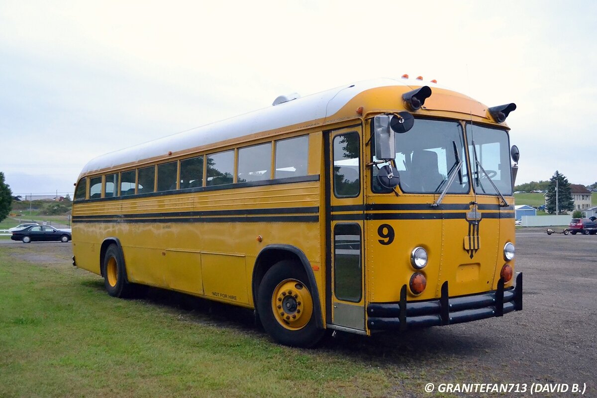 ▲ Автобус Crown Supercoach образца 1977 год /// flickr.com