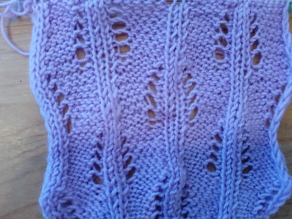 Изнаночная сторона образца.