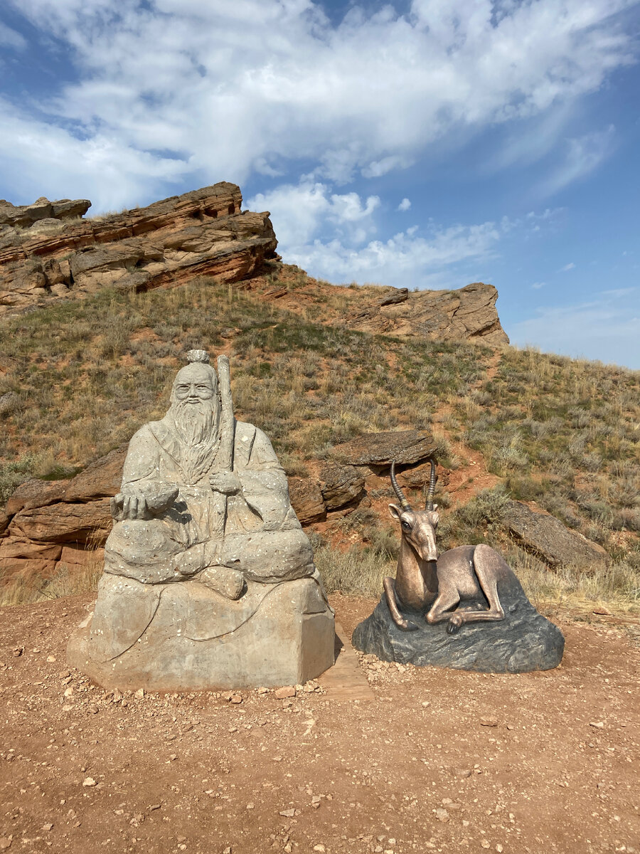 Современное изваяние Белого Старца | Личное фото