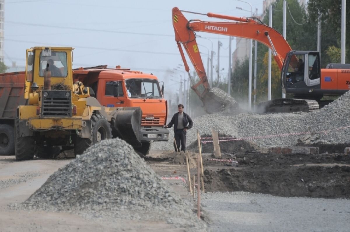    В Казани ремонтируют километр дороги на улице Дорожная