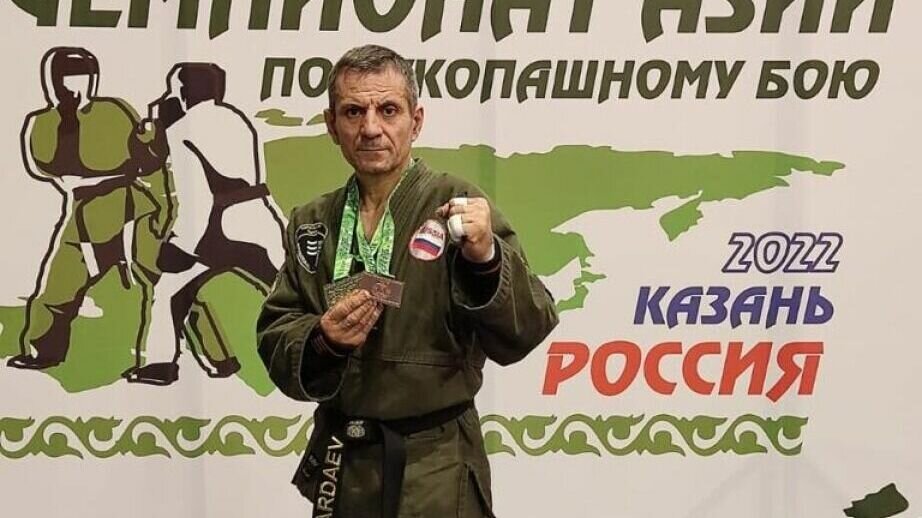     Житель краевого центра Дмитрий Пардаев стал победителем чемпионата Азии по рукопашному бою.