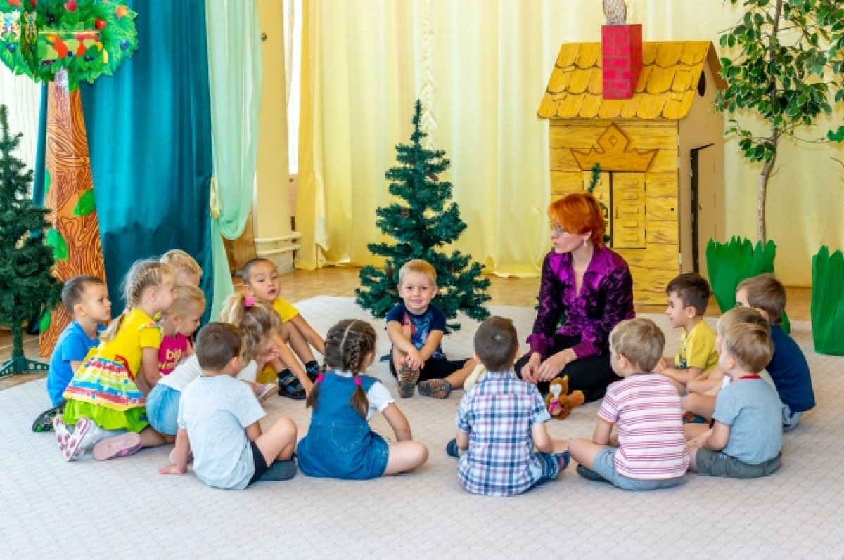    Глава Камчатки поздравил воспитателей с профессиональным праздником