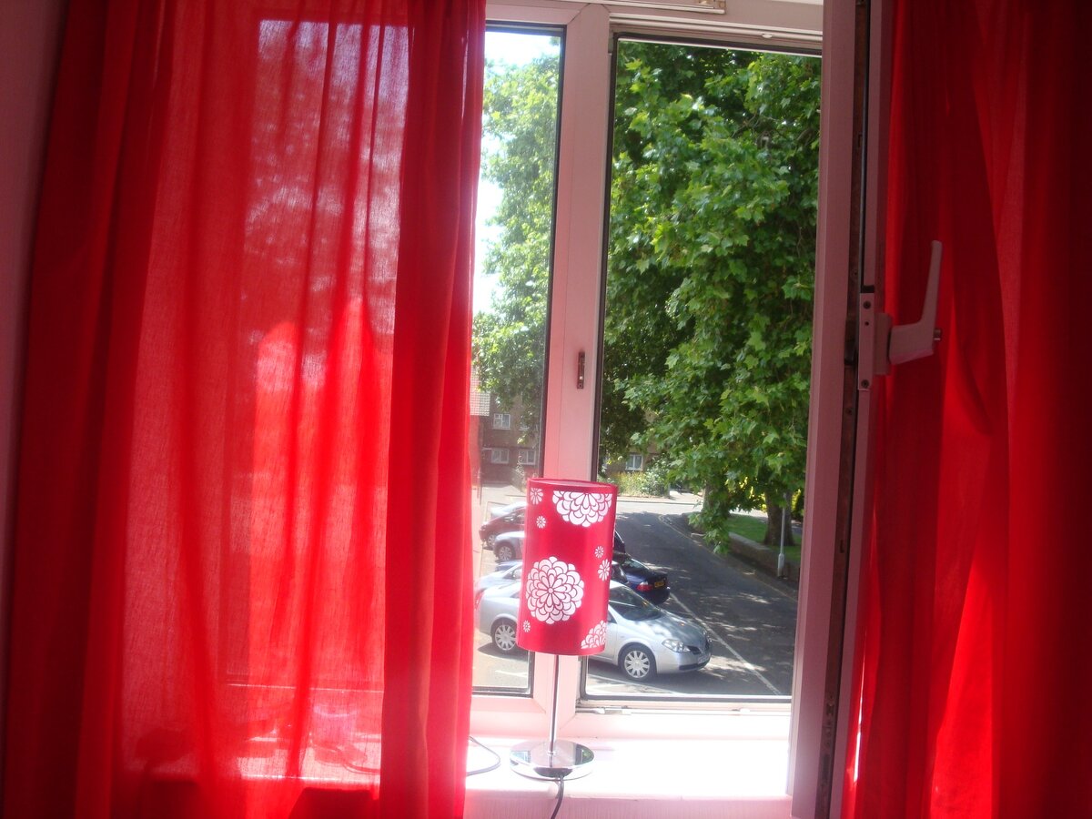 Моя комната в доме брата