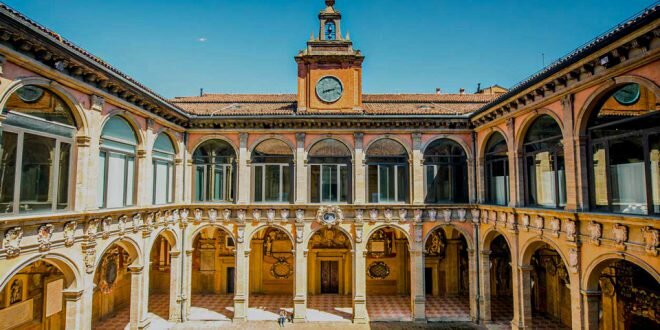 Болонский университет 
