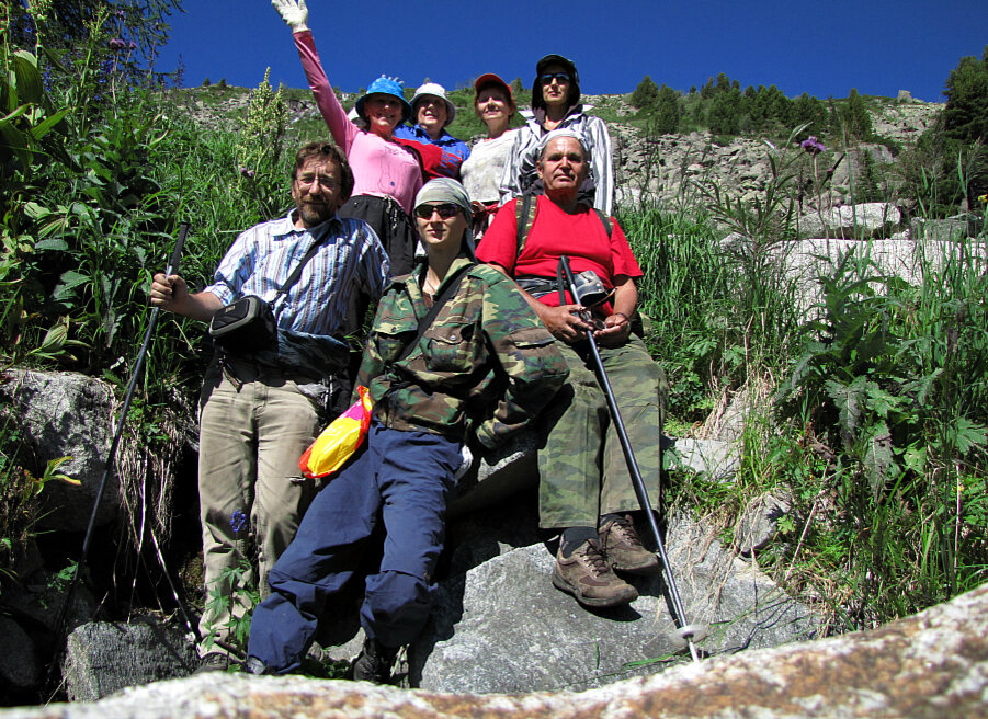 Наши пенсионеры штурмуют горы Алтая
