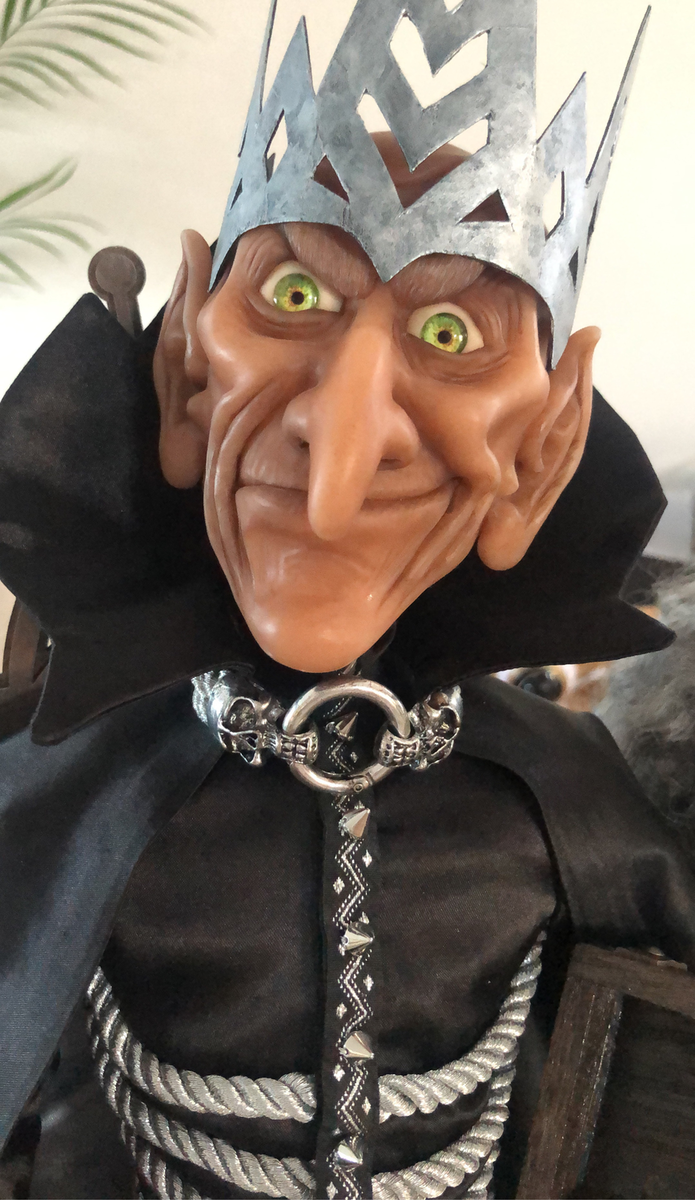 Никого не напоминает?