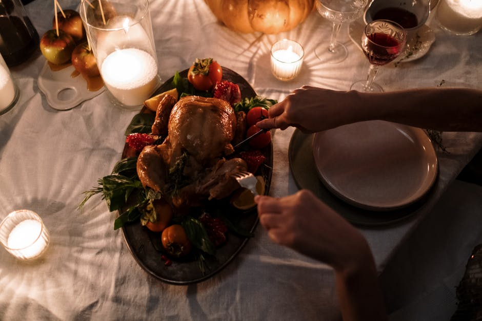 Фото https://www.pexels.com/photo/food-plate-restaurant-holiday-6554697/