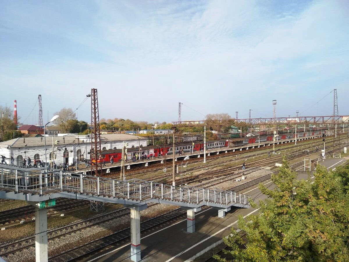 Платформа в нашем городе, где останавливаются электрички