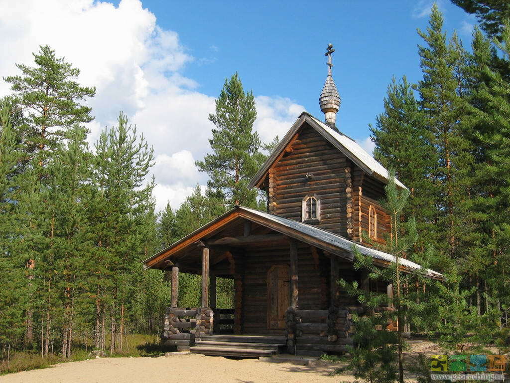 Часовня старообрядческого скита в тайге. Фото из открытых источников