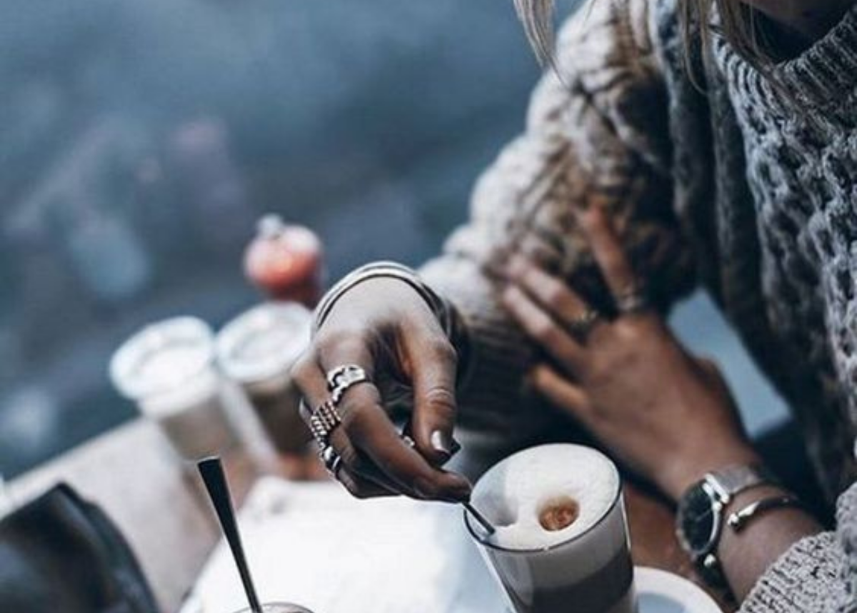 фотосток  Пинтерест, обработано в Канва.