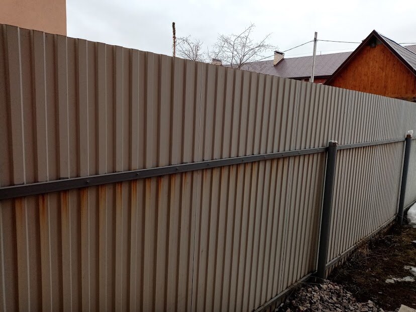 Фото автора. Наш забор
