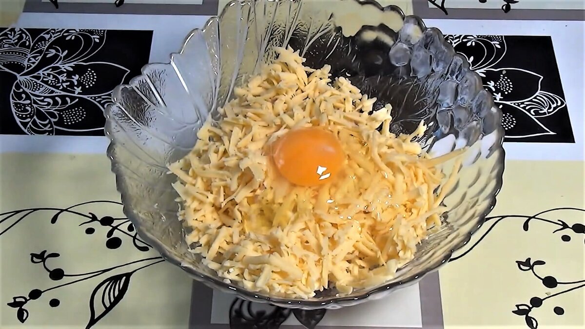 Вы просто не сможете устоять. Делайте сразу побольше. Вкусняшка на завтрак за 10 минут.