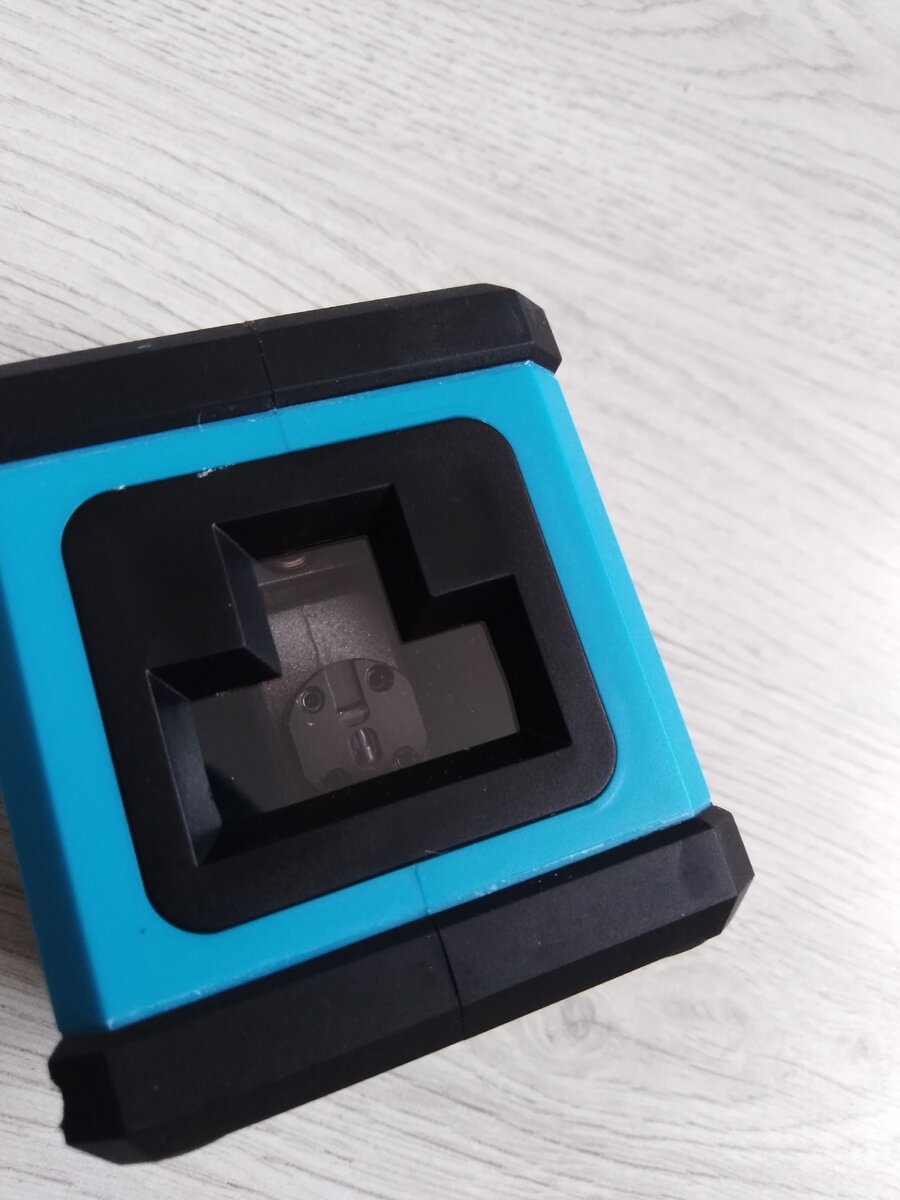 лазерный нивелир