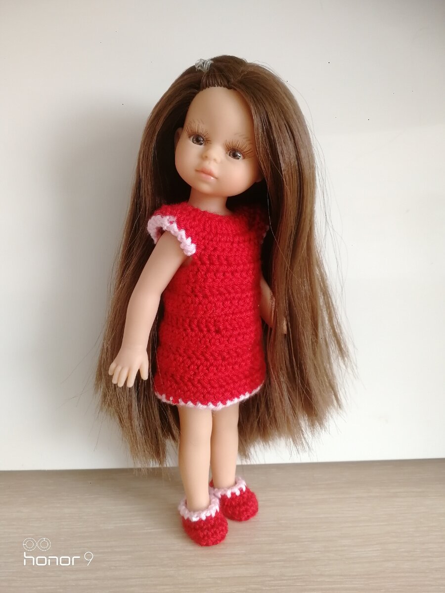 Леди Дейзи (она же "Эстела" от "Паола Рейна") в моем комплекте одежды. Автор описания и фотографий я, Анна Утешева