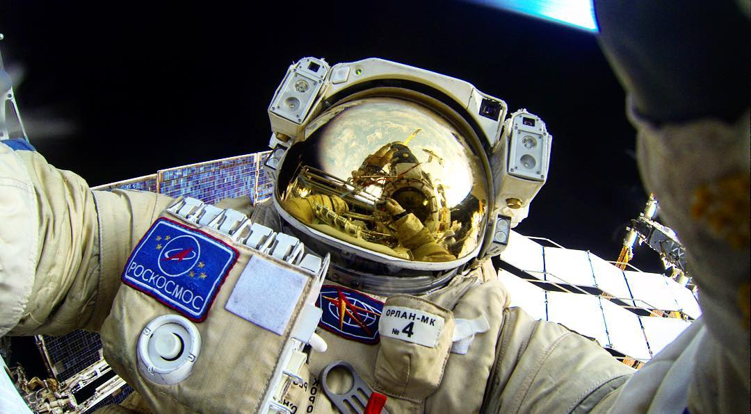 Сергей Волков в открытом космосе. Источник фото: личный архив космонавта