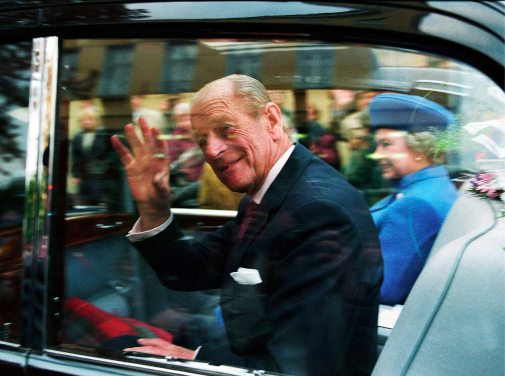 Королева Елизавета II и принц Филипп по прибытии в Москву, 18 октября 1994 года