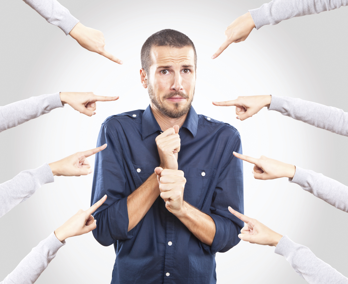 Источник: https://www.divomix.com/forum/lara-kritika-drugix-lyudej-pochemu-nelzya/ 