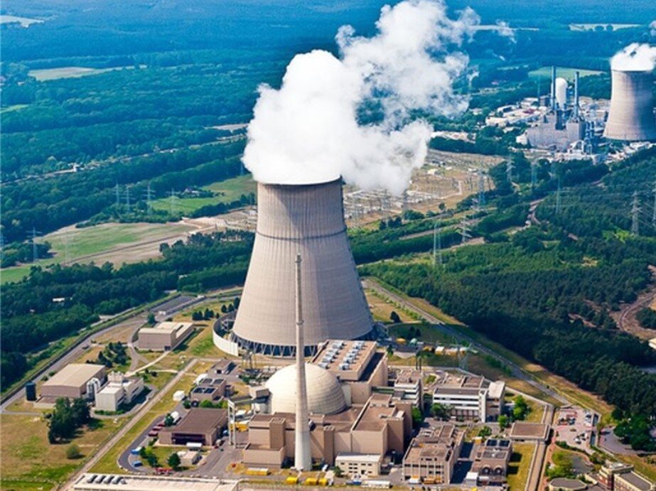Фото атомной электростанции. Атомная энергия АЭС. Электроэнергетика АЭС. АЭС Филиппсбург. АЭС Германии.