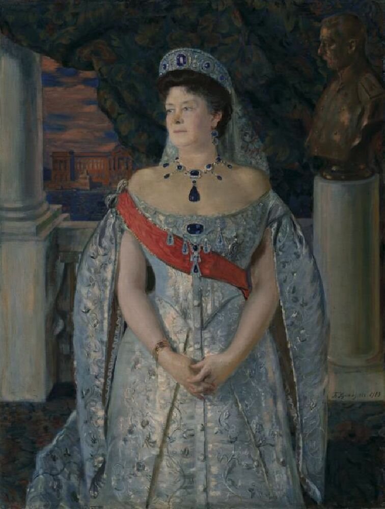 Великая княгиня Мария Павловна, обладательница большой коллекции украшений, которую ей удалось вывезти после Революции. Сапфировая парюра стала достоянием румынской короны. Фото из свободных источников в интернете