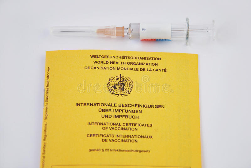 World health organisation certificate. Такая книжечка с вакцинами есть у всех с детства.