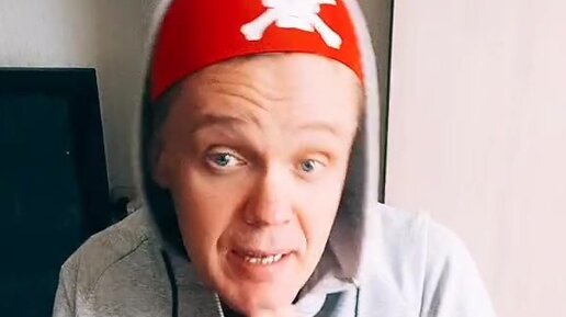 Electrosamokat vs eletroskateboard. песня про самокат. курьер самокат. берем на прокат самый быстрый самокат. лилия амур певица.