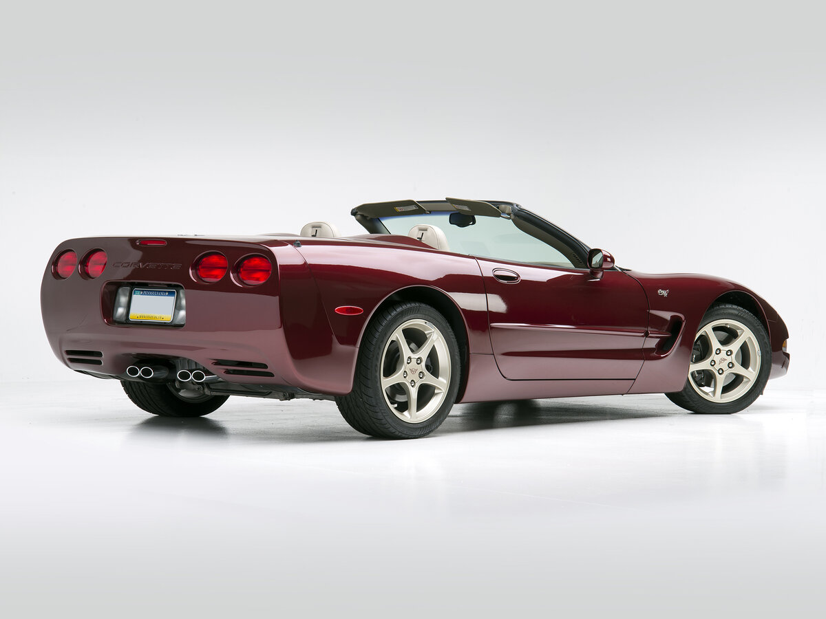 Chevrolet Corvette Convertible "50th Anniversary" 2003