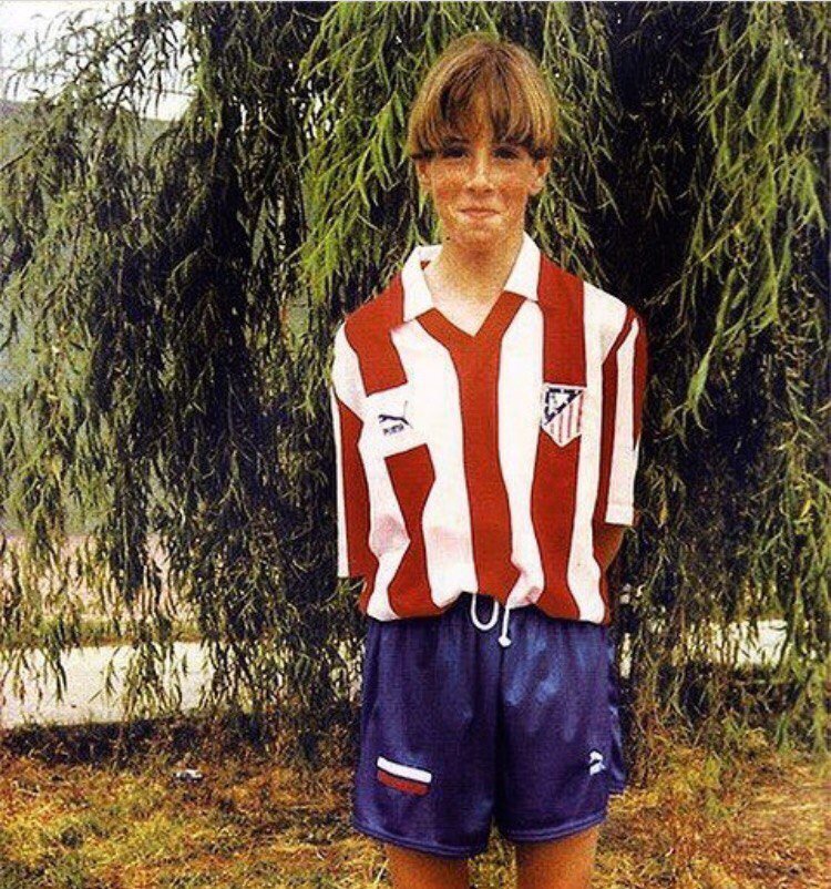 Фернандо Торрес в детстве, источник фото: https://clck.ru/YQRBS