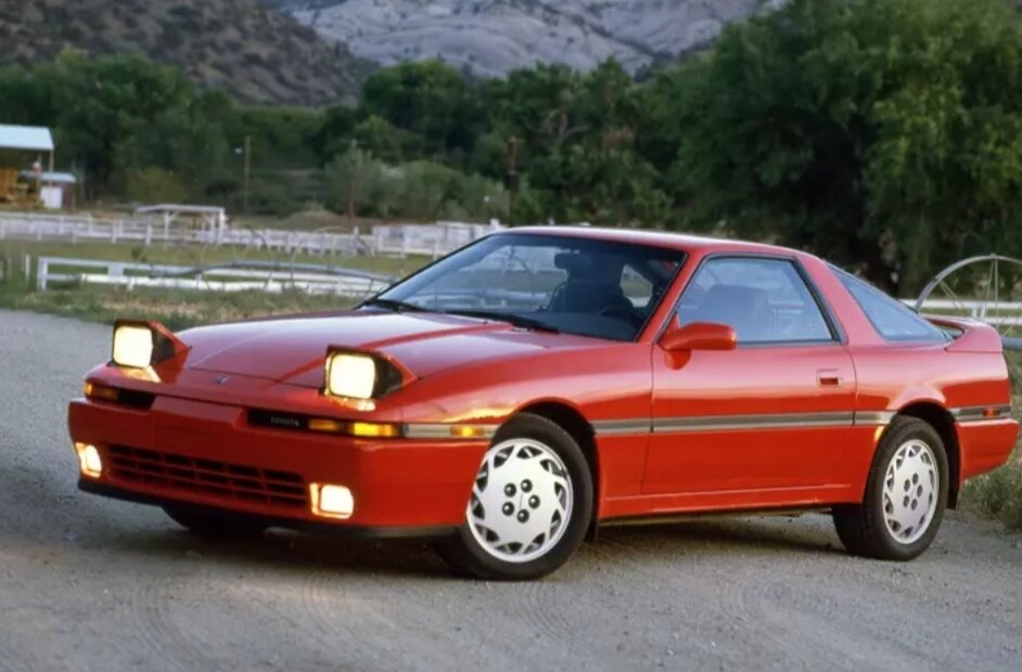 2)Также недооценёная Toyota MR2