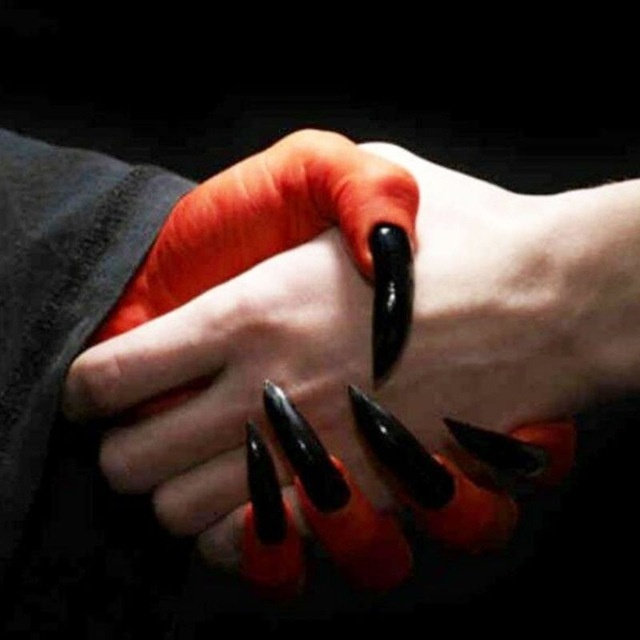 Истории обычных людей, которые исполнили свои желания с помощью Дьявола