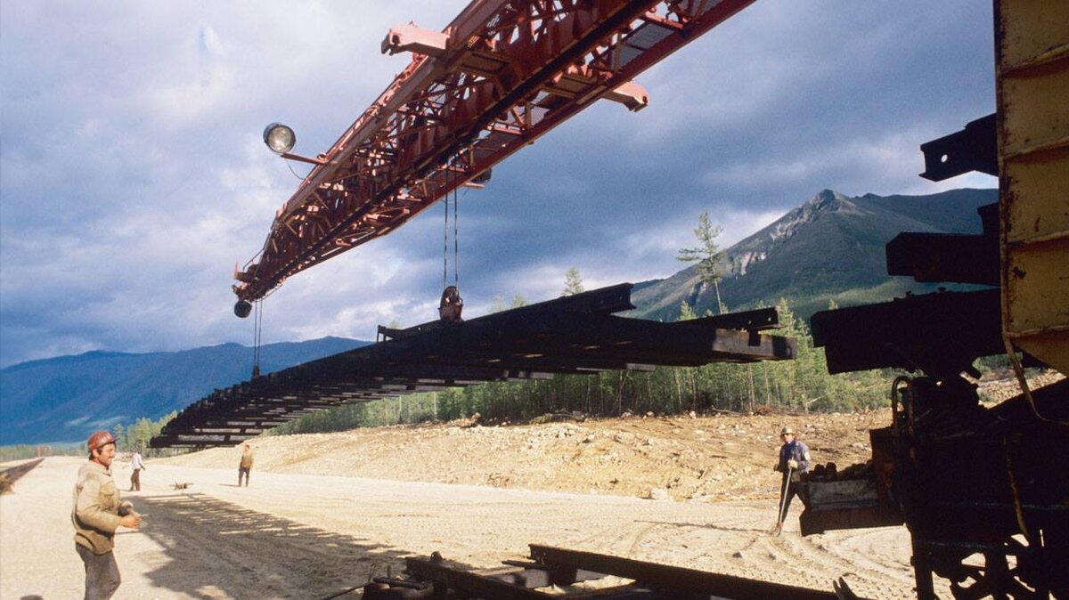 В 1974 году началась стройка века. Байкало-Амурская магистраль ТАСС. Стройка на БАМЕ. БАМ реконструкция. Строители БАМА.