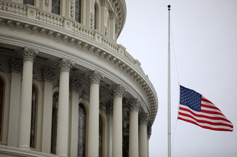     Рост инфляции США грозит мировой экономике риском рецессии  REUTERS