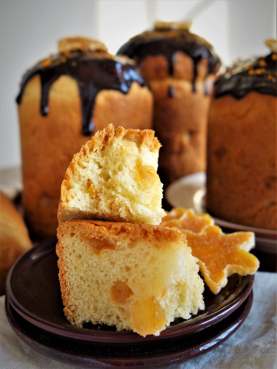 Куличи с апельсиновыми цукатами