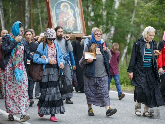    «Царский» крестный ход в Екатеринбурге Алексей Колчин © ИА REGNUM