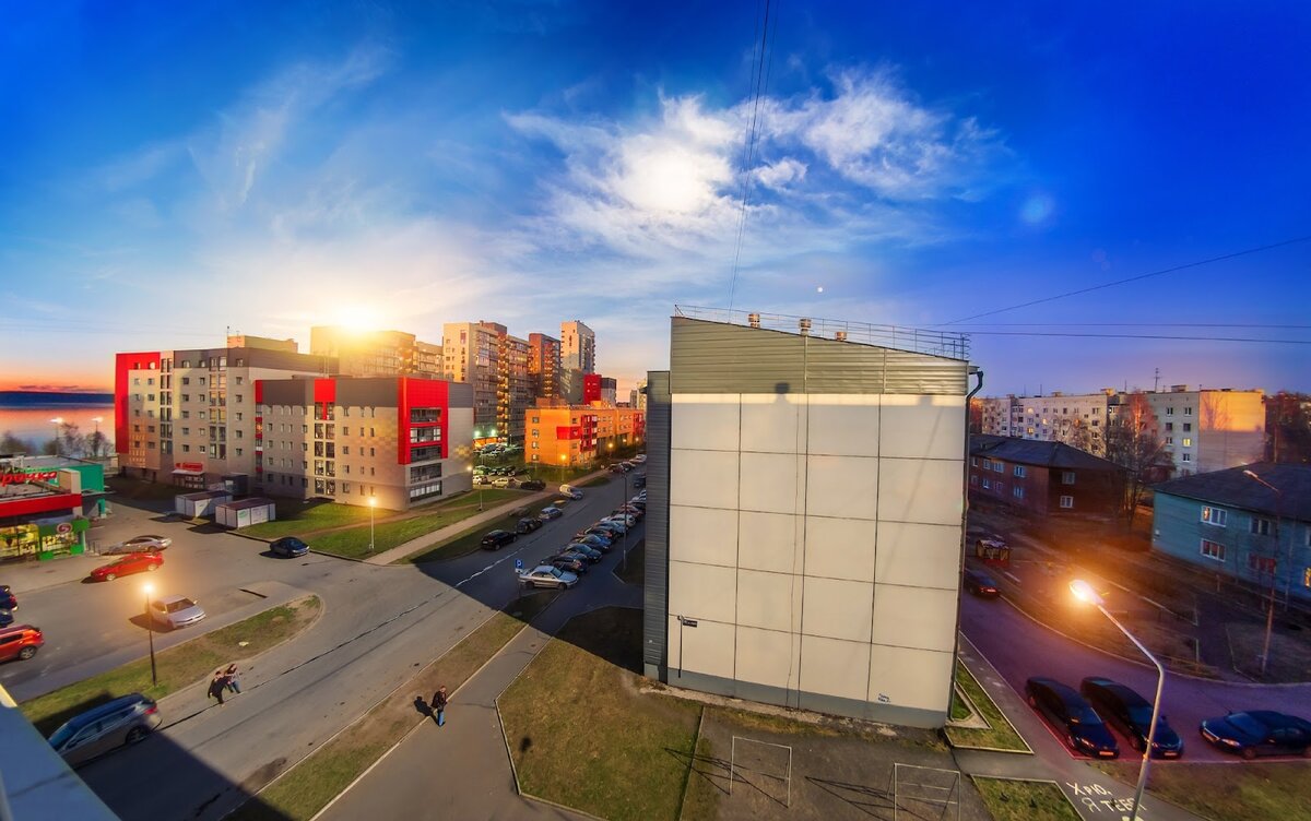 С помощи техники таймлапса в одну минуту можно показать утро, день, вечер и ночь. На фото для этого приходится использовать Photoshop / Фото: Алиса Смирнова, Фотосклад.Эксперт