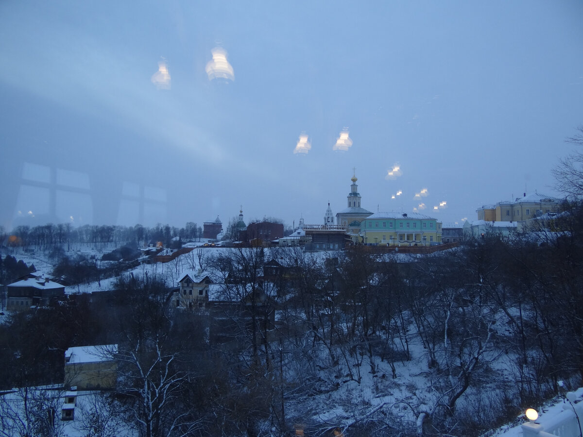 Вид на зимний Владимир из ресторана "Панорама"