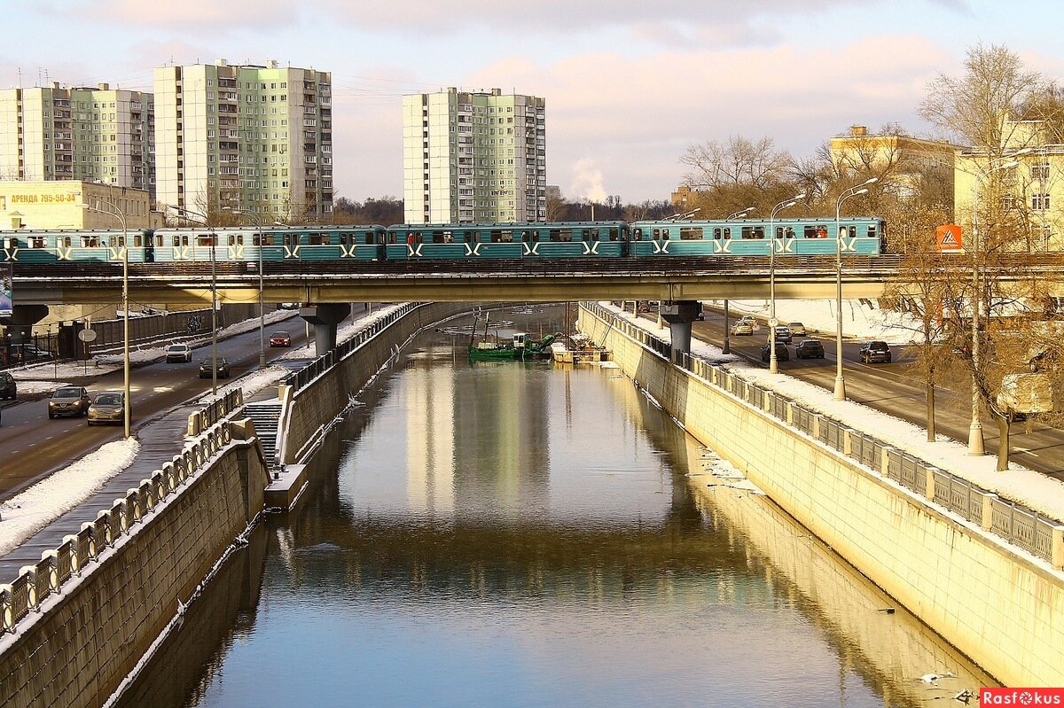 метромост в москве