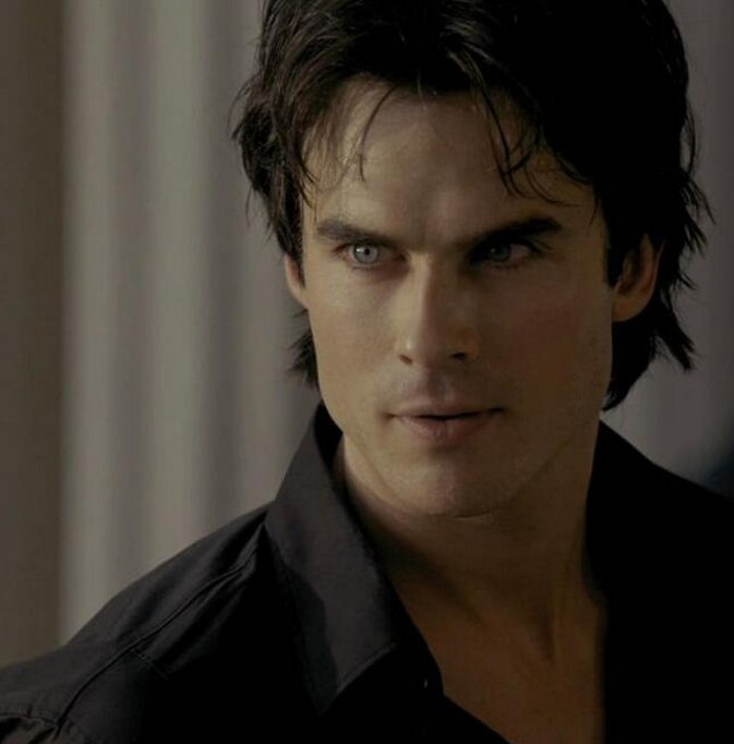 Деймон Сальваторе - вампир. Сериал : Дневники Вампира