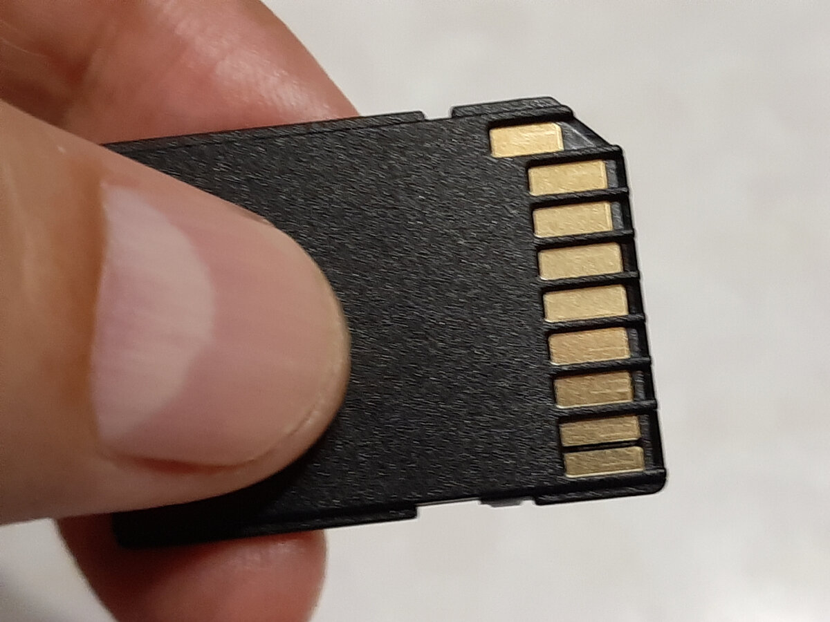 Не удаляются файлы с флешки MicroSD