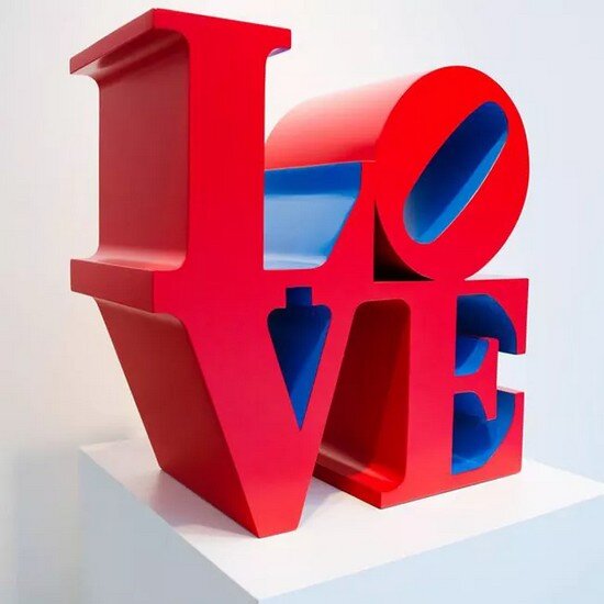 Р. Индиана. Love 1966-1999. Скульптура, алюминий, краска.